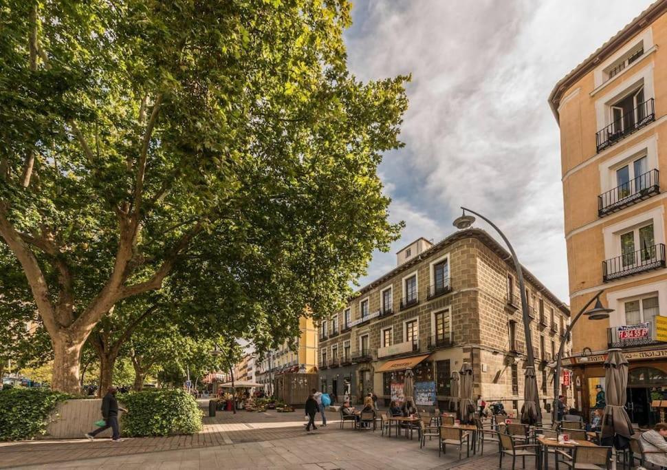 Estudio Lavapies Cerca De Anton Martin Madrid Bagian luar foto