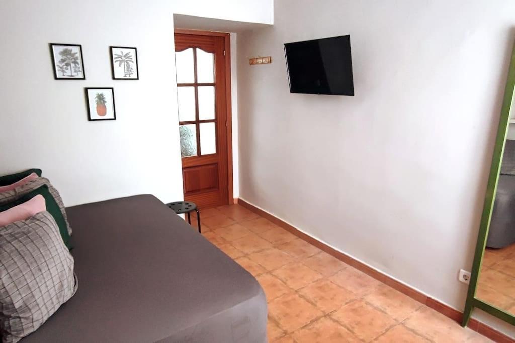 Estudio Lavapies Cerca De Anton Martin Madrid Bagian luar foto